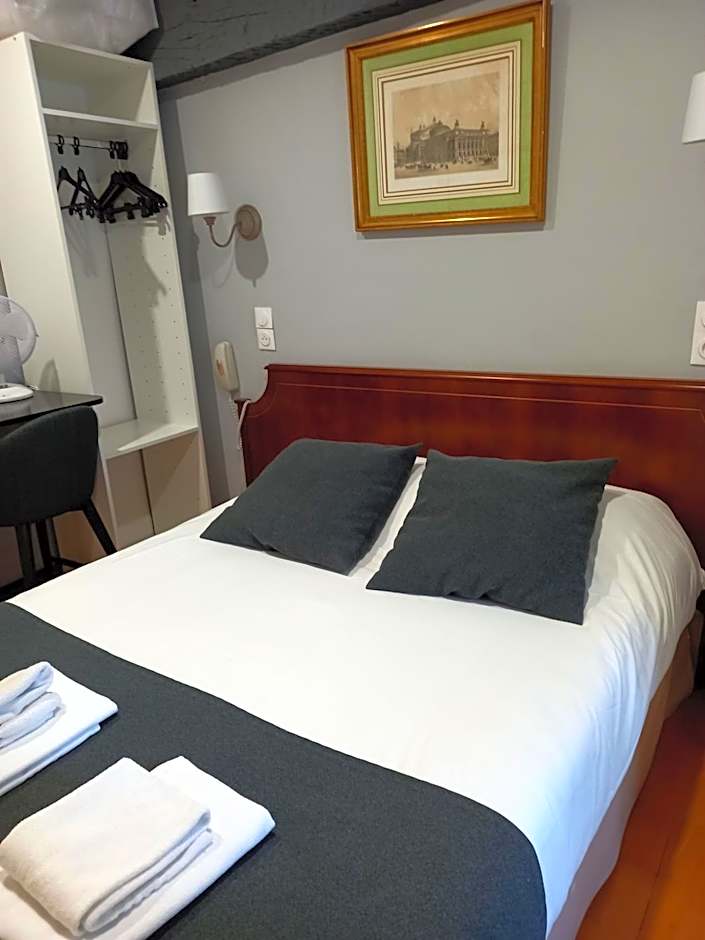Brit Hotel Comtes De Champagne - Troyes Centre Historique