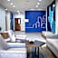 Holiday Inn Express Hotel & Suites Center By IHG