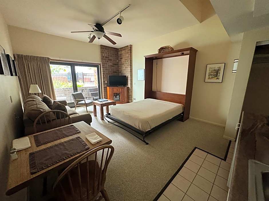 Shadow Mountain Lodge