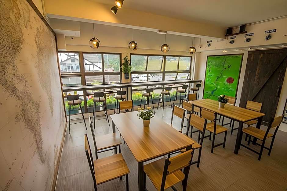 Traveller Bunker Hostel