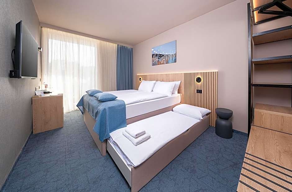 Family Hotel Adria - All inclusive