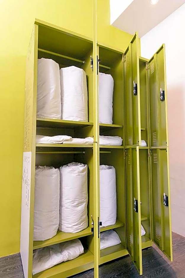 Kiwi Express Hotel - Taichung Station Branch Ii