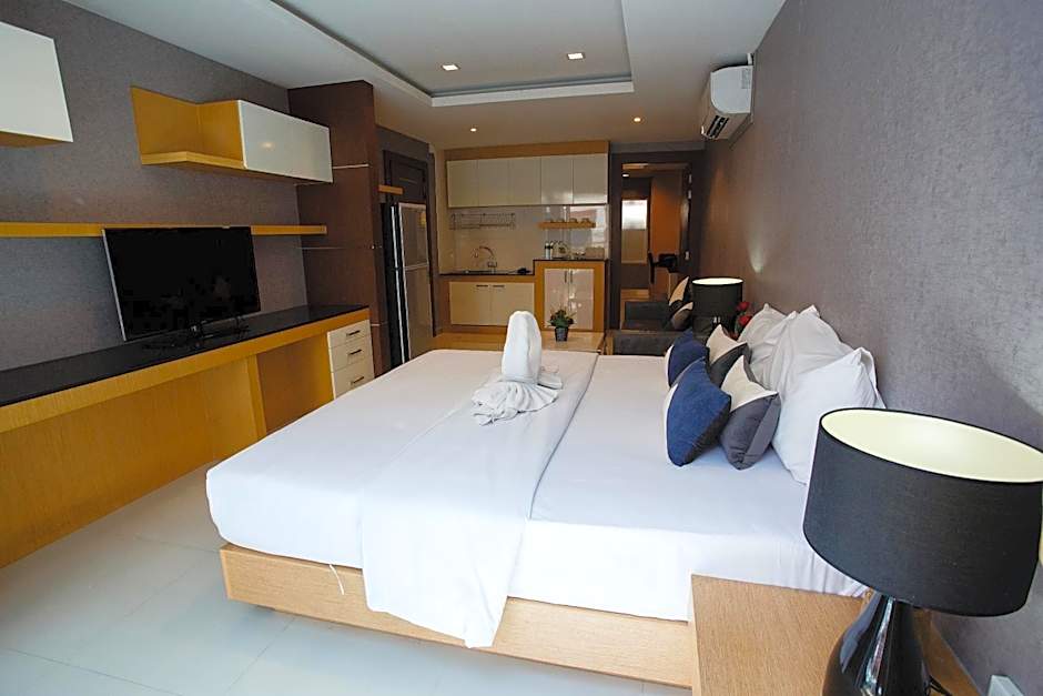 Platinum Hotel and Apartments