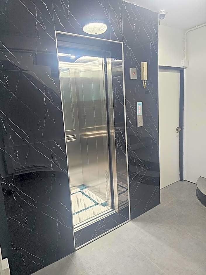 Happy Beach Jomtien Guesthouse