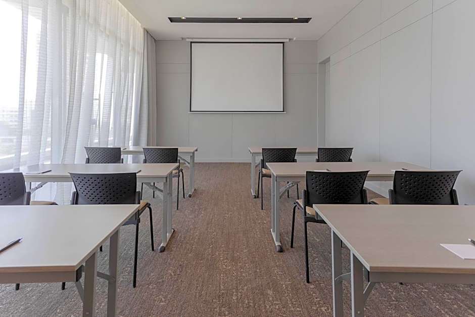 AC Hotel by Marriott Santa Marta