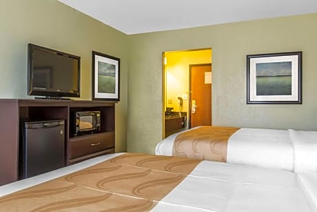 Queen Room with Two Queen Beds - Non-Smoking