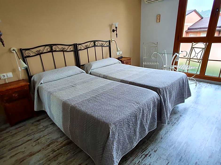 Los Acebos Arriondas