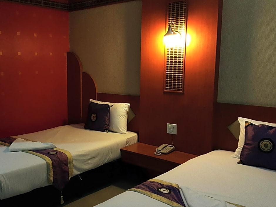 Poonsook Phitsanulok Hotel