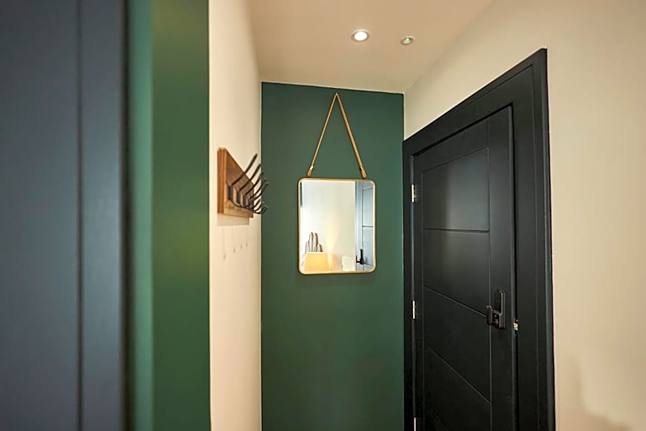 The Believe Boutique (Believe Bar & Bedrooms)