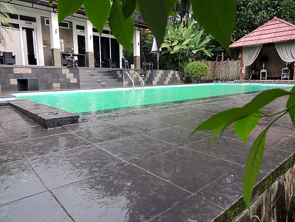 Oase Van Java by ZUZU