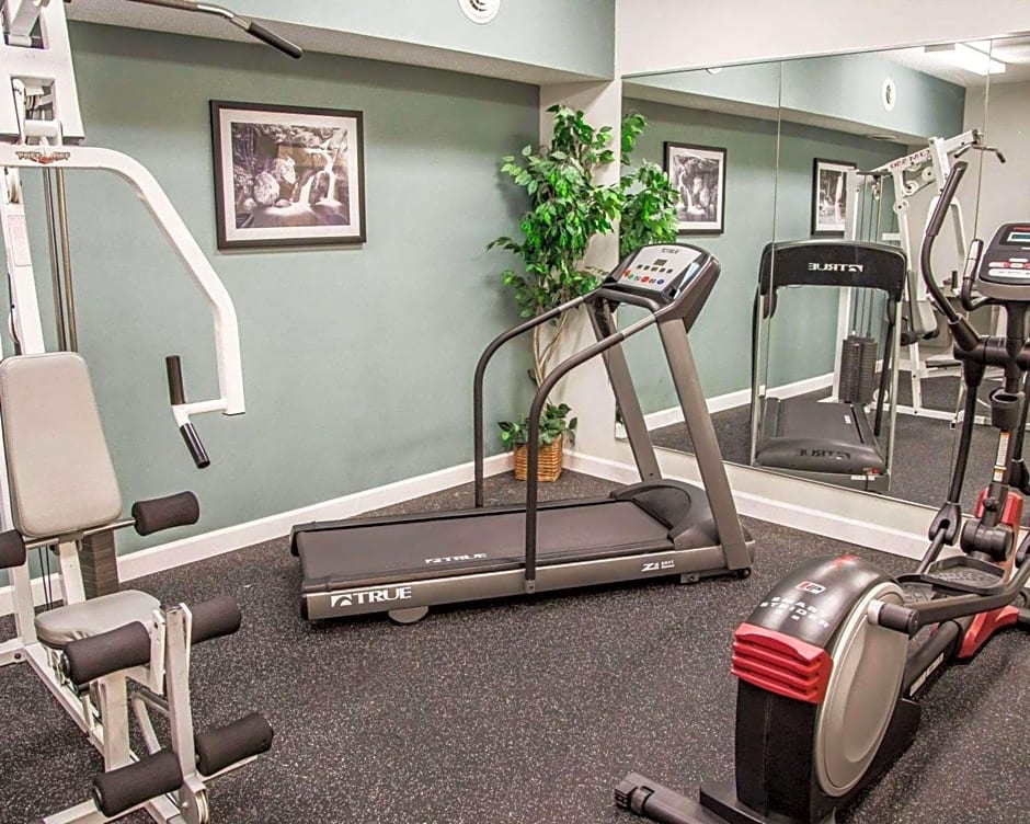 Sleep Inn and Suites Davenport