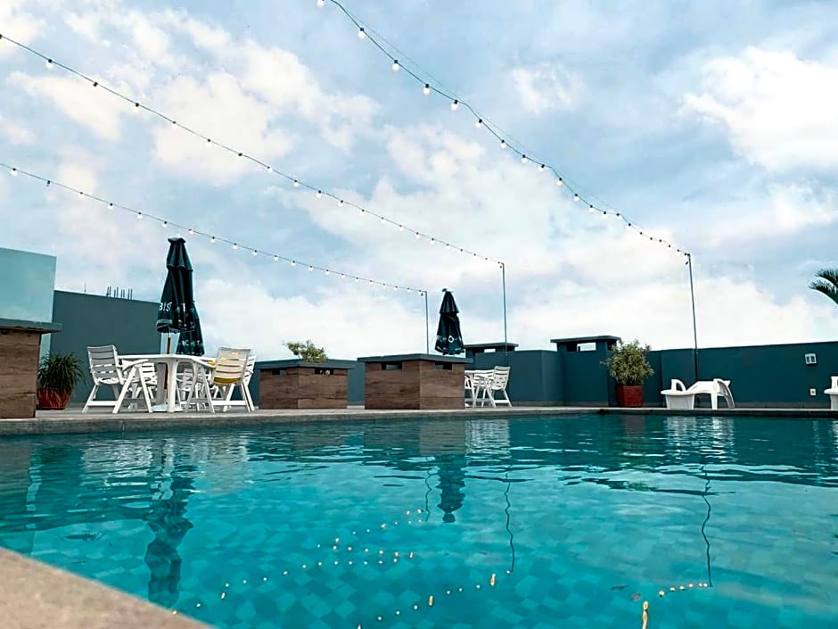 Mont Blanc Suites Duque de Caxias