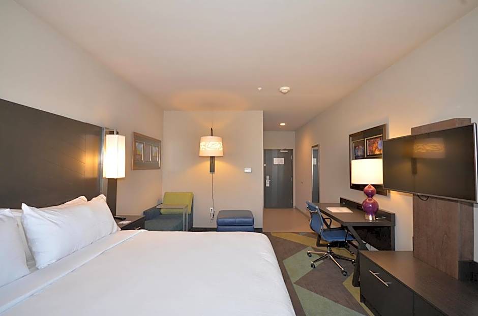 Holiday Inn Express & Suites Oklahoma City Mid - Arpt Area By IHG