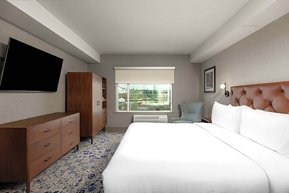 Four Points By Sheraton Kelowna Airport