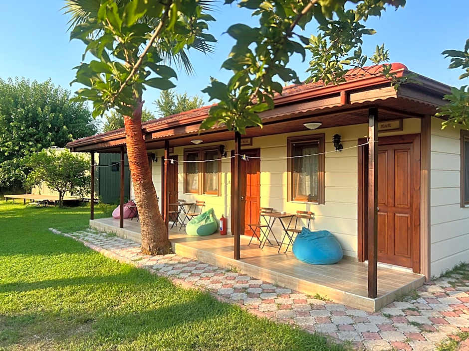 Grenadine Lodge