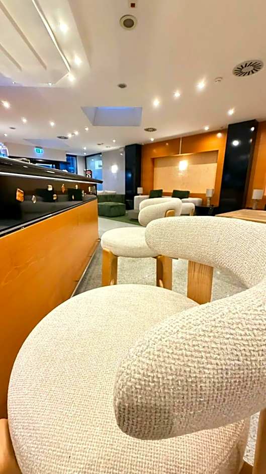 Hotel Junior by OasiGroup Hotels
