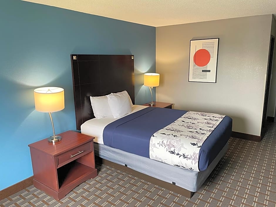 American Inn Cedar Rapids South
