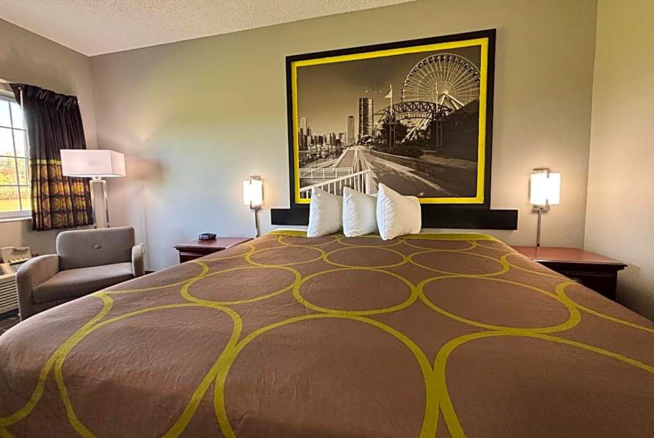 Super 8 by Wyndham Mt. Carmel IL