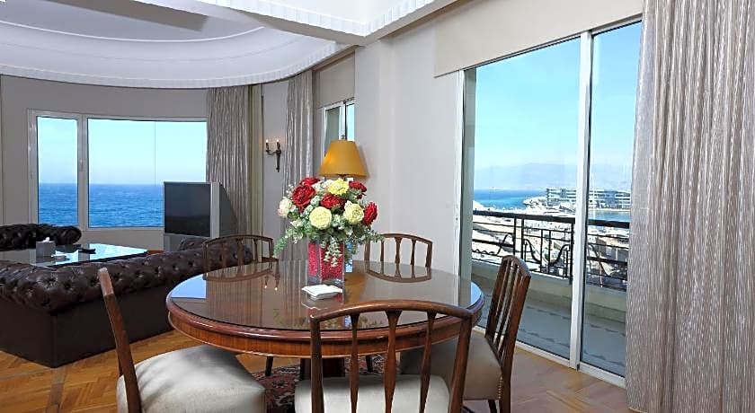 Warwick Palm Beach Hotel