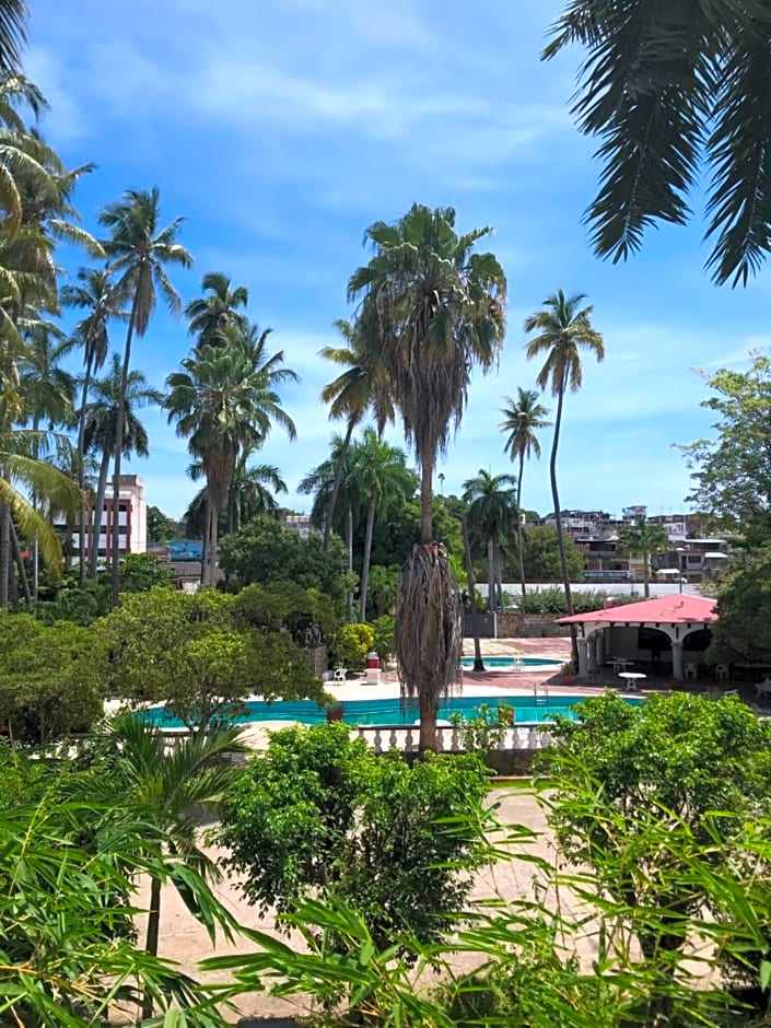 Hotel las hamacas