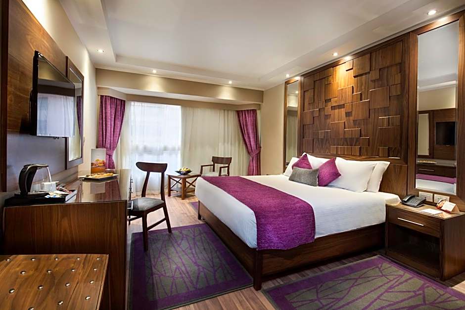 Pyramisa Cairo Suites & Casino Hotel