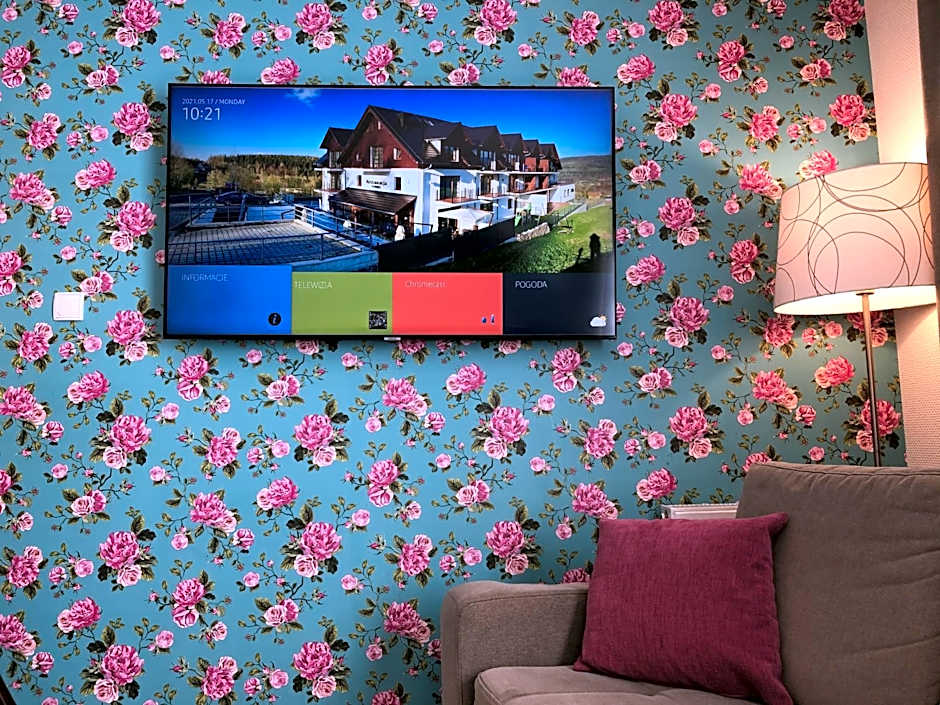 Flinski Sport X SPA, Boutique X Art