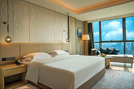 1 Bedroom Suite High Floor