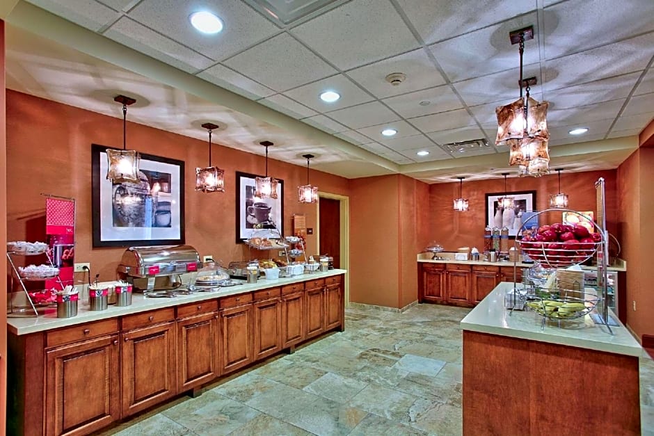 Hampton Inn By Hilton & Suites Scottsdale at Talking Stick