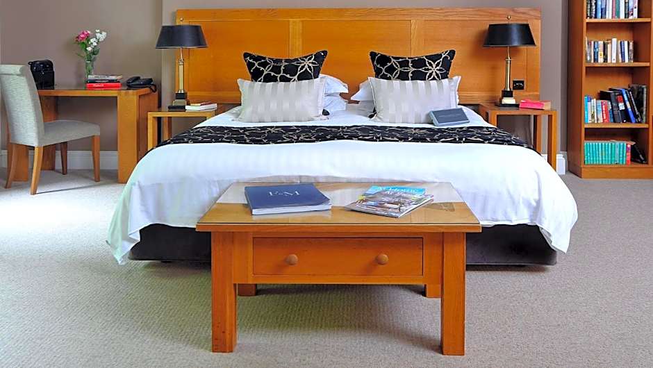 St Elizabeth's House