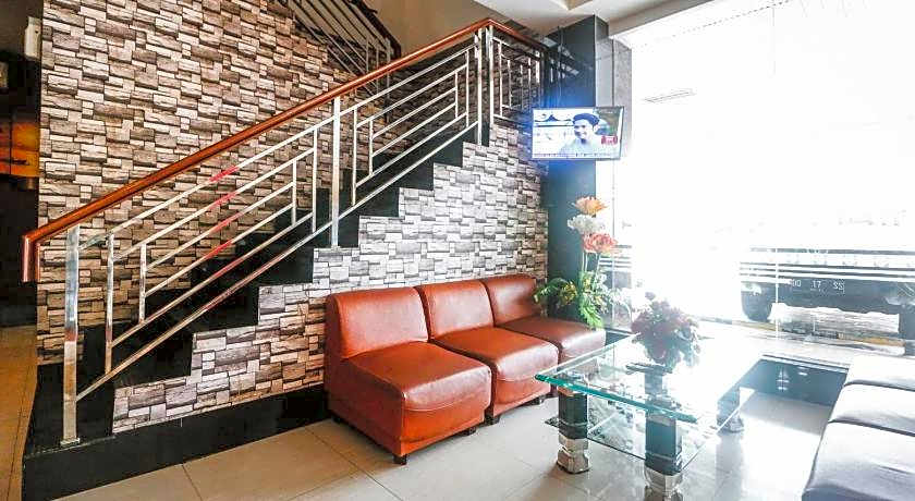 RedDoorz Plus near Universitas Negeri Makassar