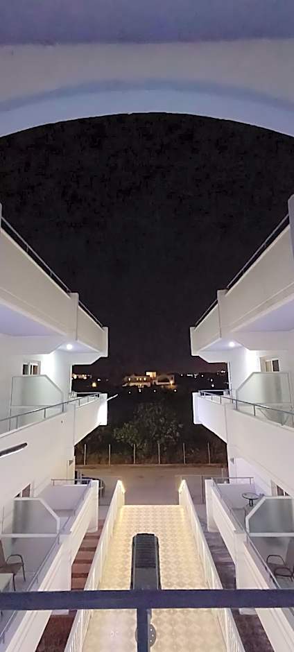 Pyrgos Hotel Apartments