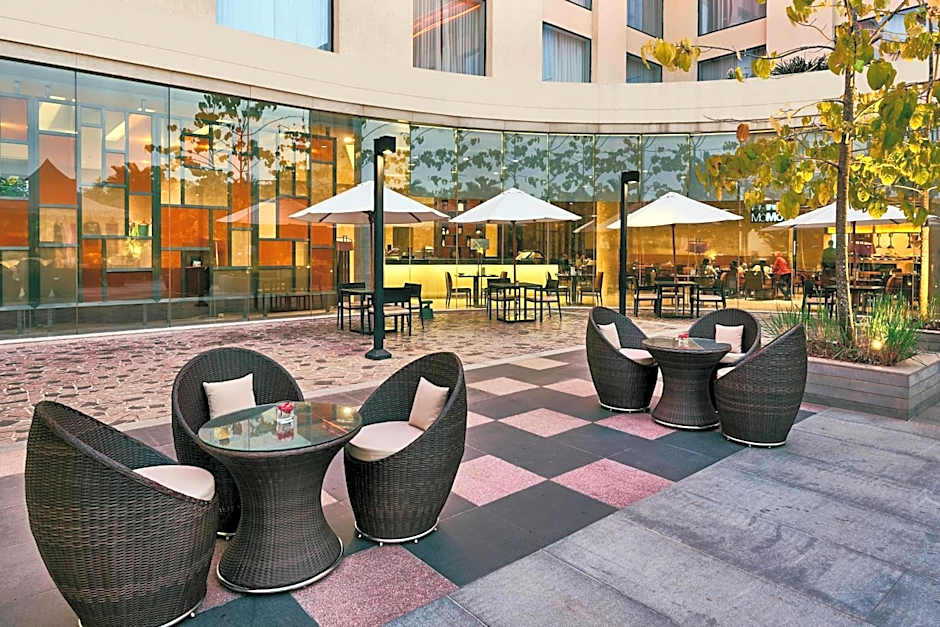 Courtyard by Marriott Kochi Airport