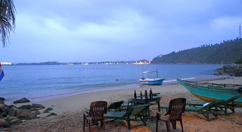 Villa Baywatch Rumassala