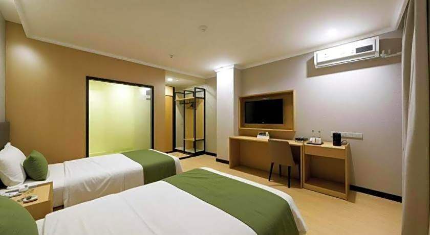 GreenTree Inn Jiangsu Suzhou Kunshan Beimen Road Express Hotel