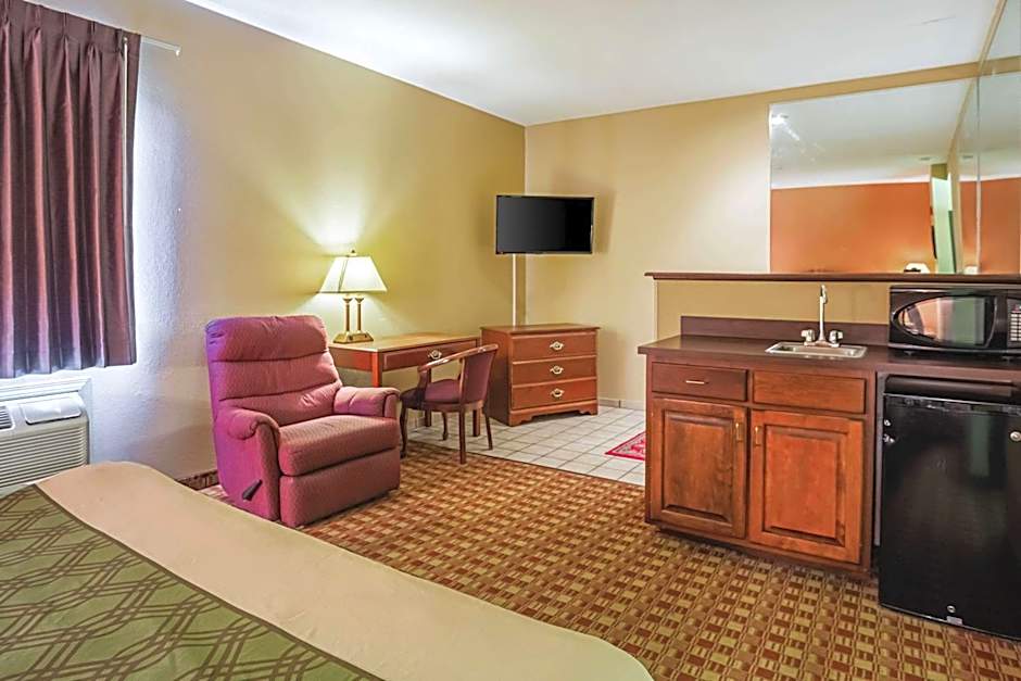 Econo Lodge Inn & Suites Ripley