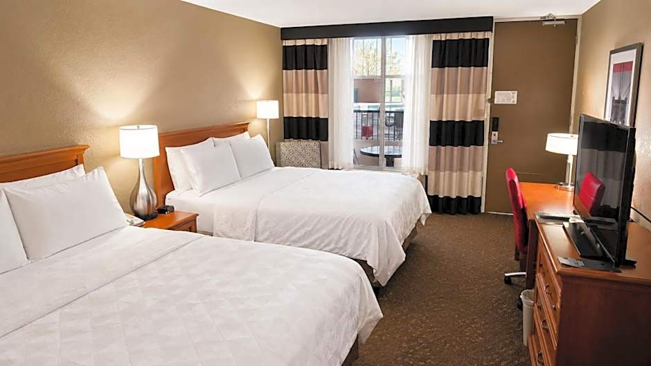 Alexandria Hotel & Conference Center