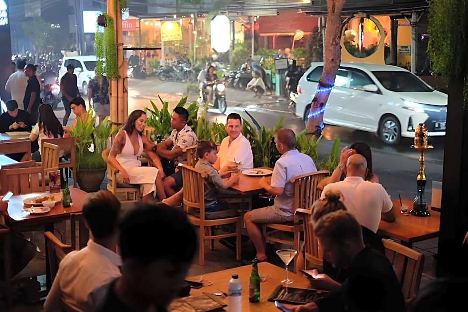 D'Primahotel Petitenget Seminyak