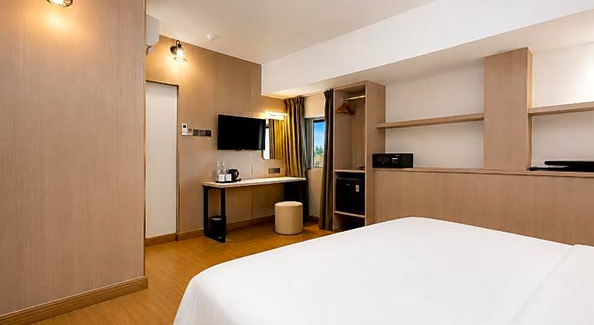 Ming Paragon Hotel