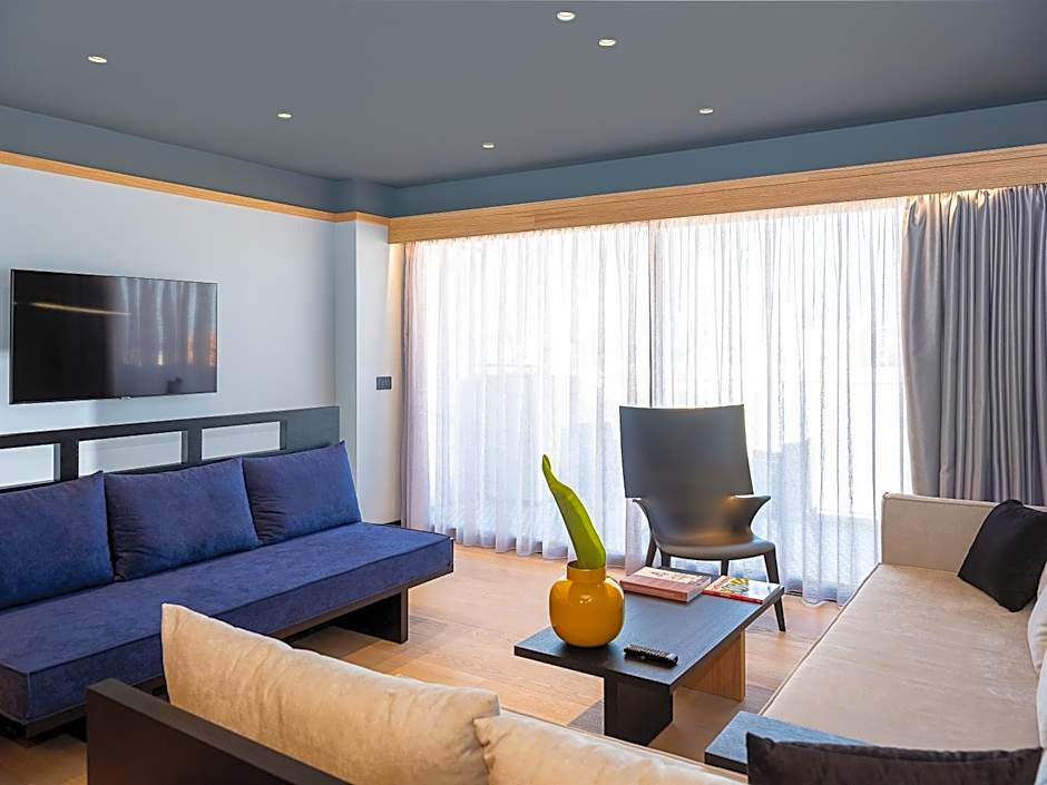 3 Pines Design Living