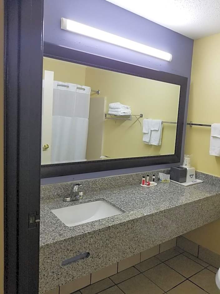 Days Inn by Wyndham Mauldin/Greenville