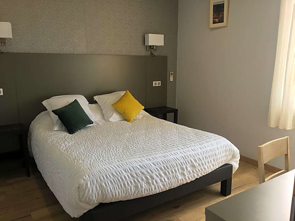 LOGIS HÔTEL RESTAURANT SPA Les BALCONS DE L'ESPERANCE