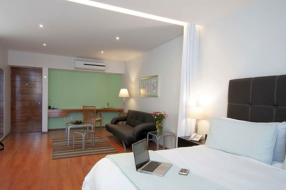 Lombardo Suites