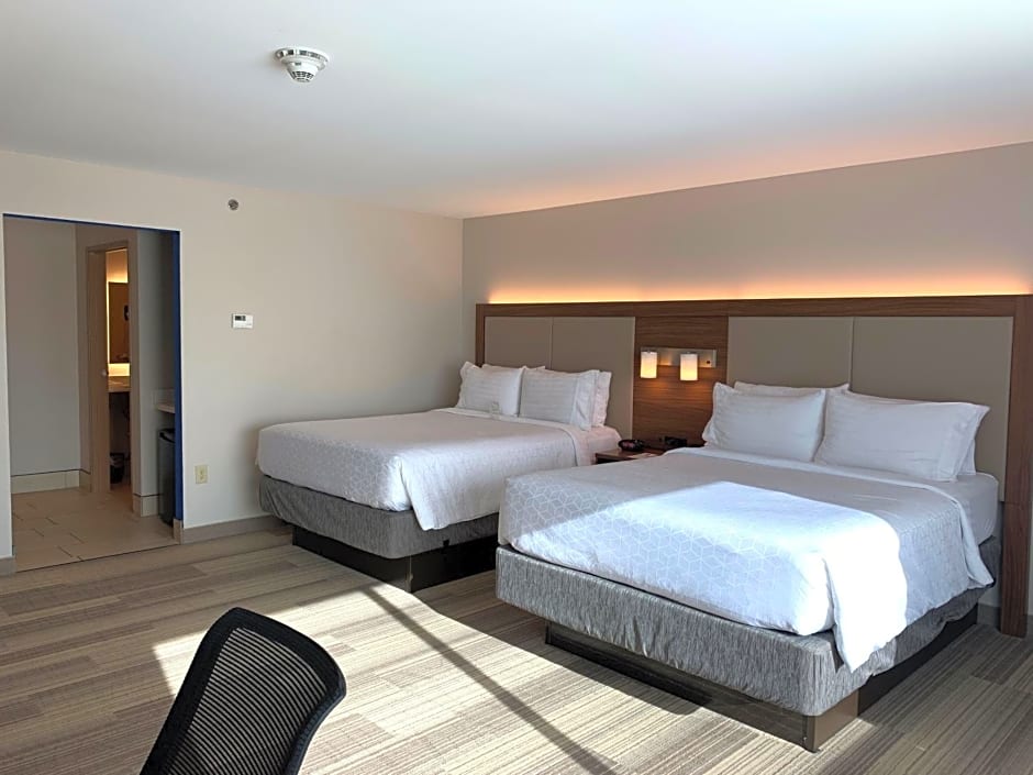 Holiday Inn Express & Suites Danville By IHG