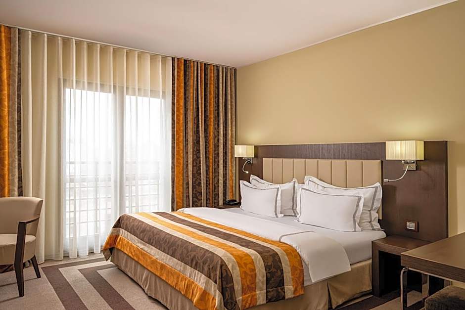 Hotel Pietroasa