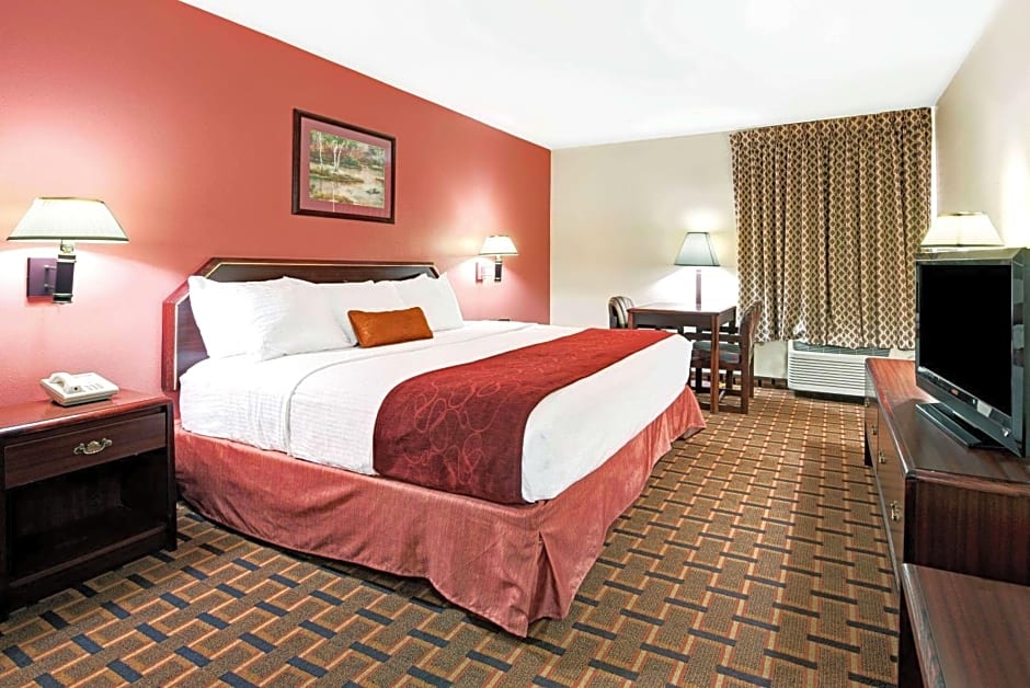 Days Inn by Wyndham Dallas Plano