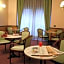 Albert Hotel
