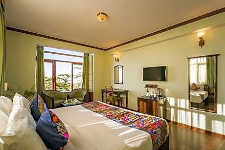 King Room with Mountain View