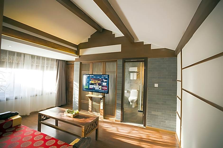 Lijiang Guiyuantianju Inn Branch1