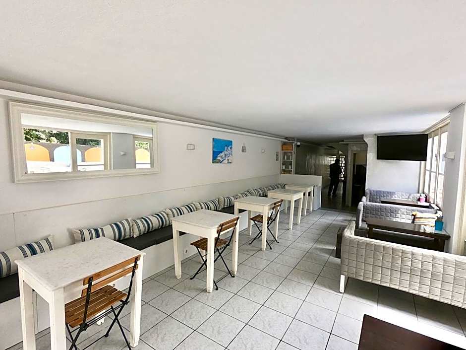 Anny Studios & Rooms Perissa Beach