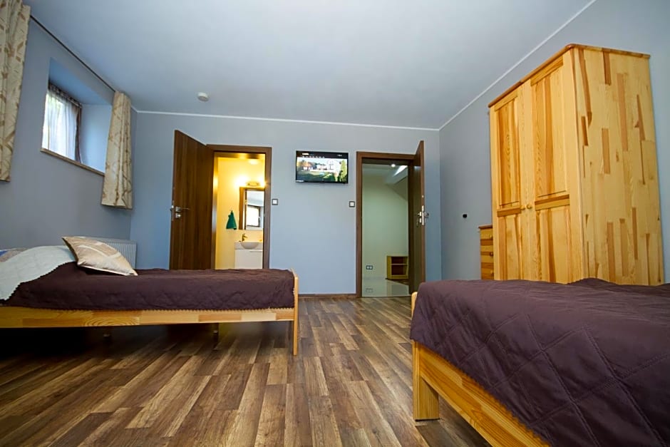 Pokoje goscinne "U Adaska"